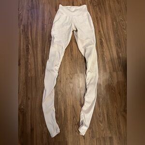 ALO Yoga Light Pink Beige Ballerina Leggings